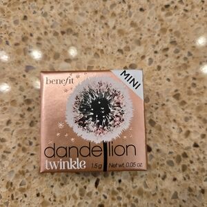 Benefit Dandelion Twinkle Mini in Rose Gold